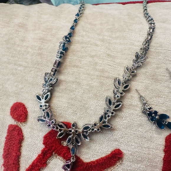 Jewelry Set For Women Wedding Party Cubic Zircon Stud Earrings & Necklace set - Picture 9 of 11